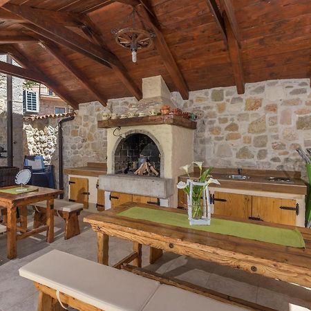 Beautiful Stone House - Villa Parentium With Private Pool Dračevac Exterior foto